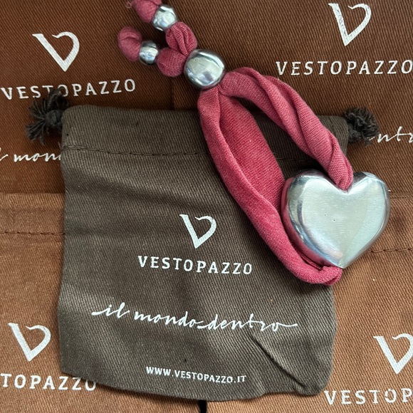 Red Vestopazzo Jersey Bracelet Heart - Picture 1 of 7